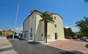 Stella Apartments