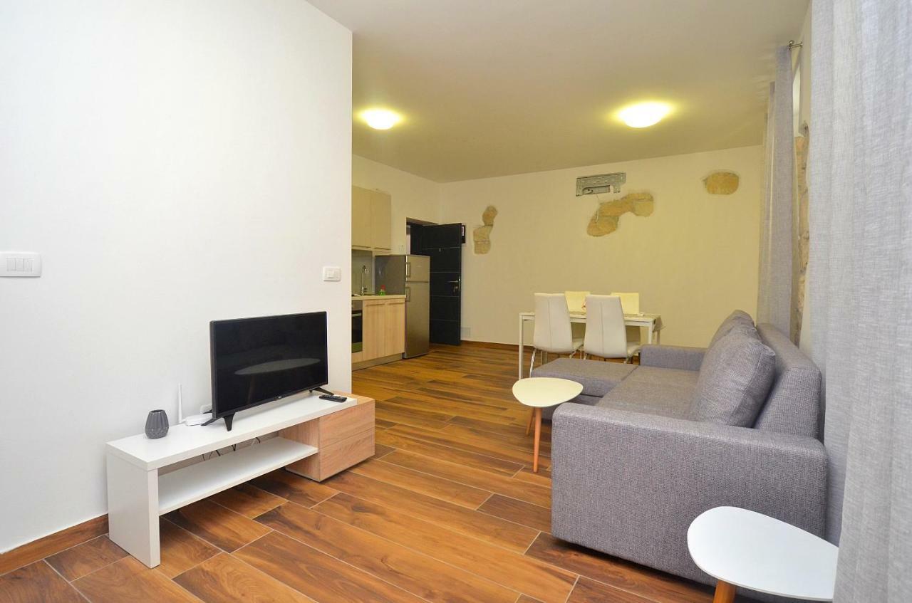 Stella Apartments Novigrad Istria Kültér fotó