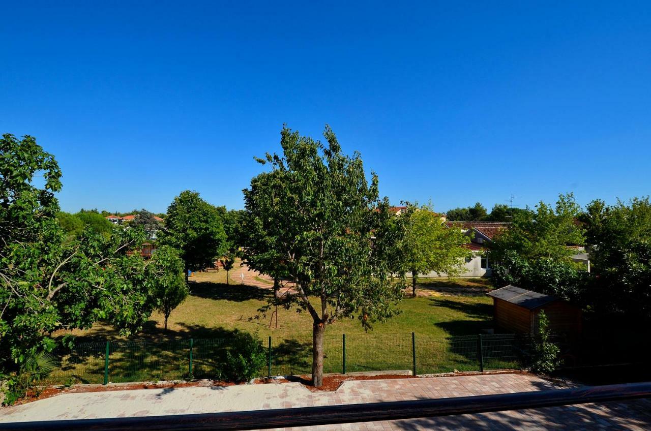 Stella Apartments Novigrad Istria Kültér fotó