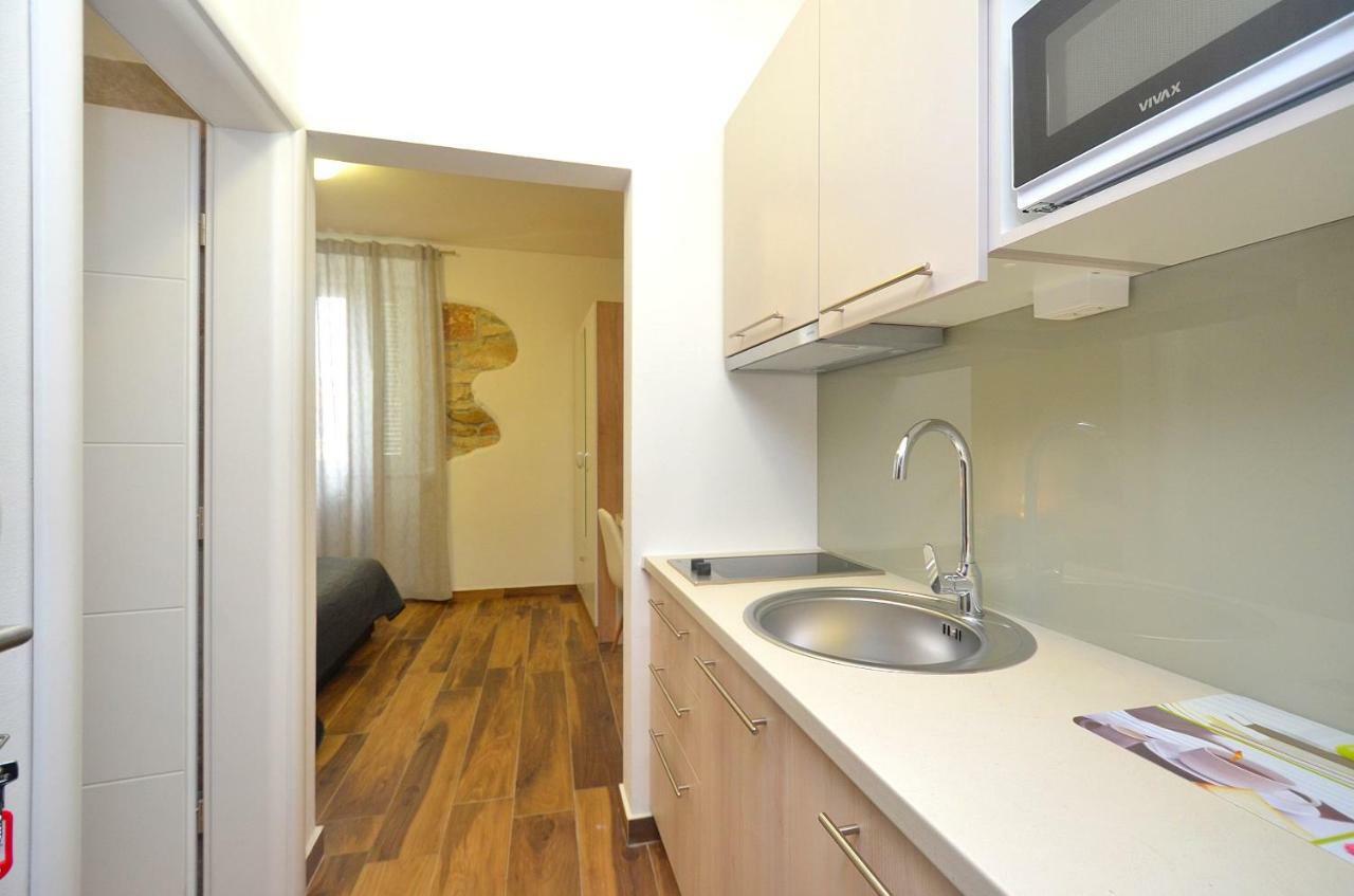 Stella Apartments Novigrad Istria Kültér fotó